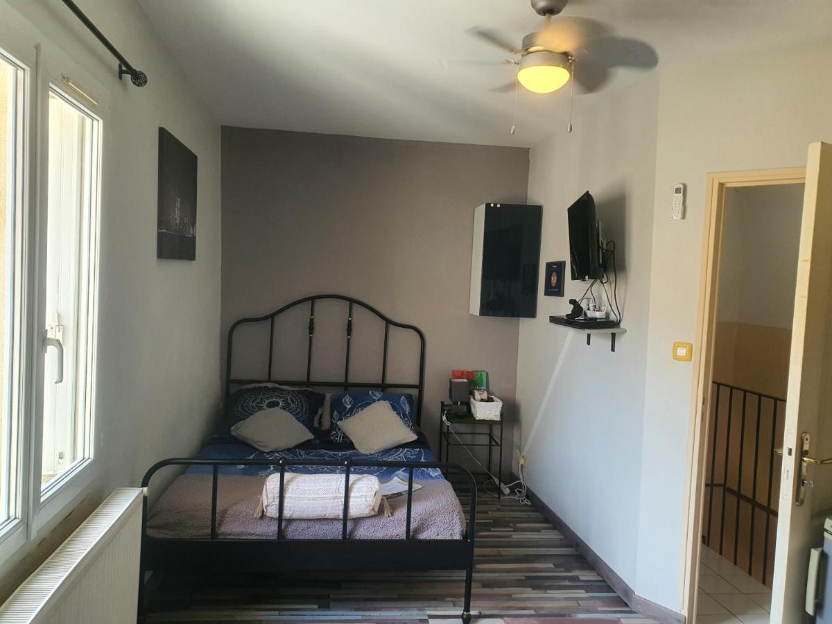 City House Appartements Entraigues-sur-la-Sorgue Exterior foto